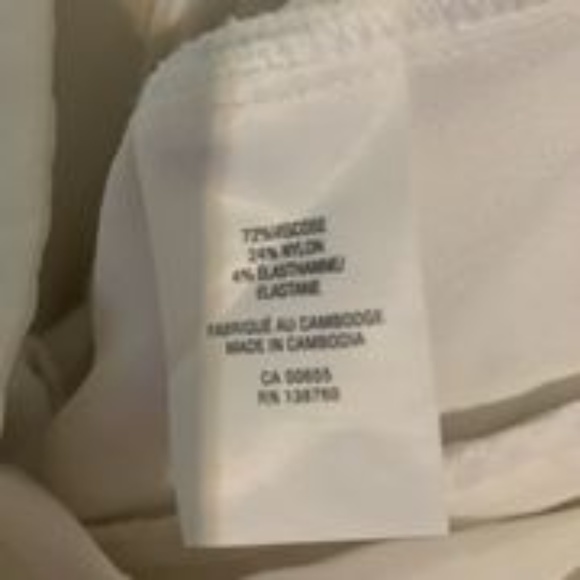 NEW Summer White Capris - Picture 5 of 6